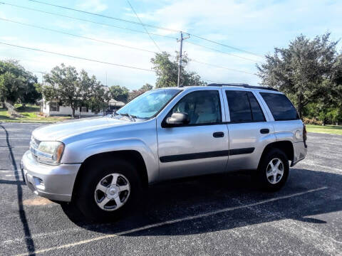 2005 Chevrolet TrailBlazer for sale at Rons Auto Sales in Stockdale TX
