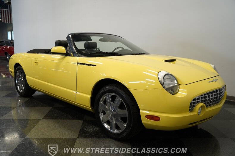 2002 Ford Thunderbird Deluxe