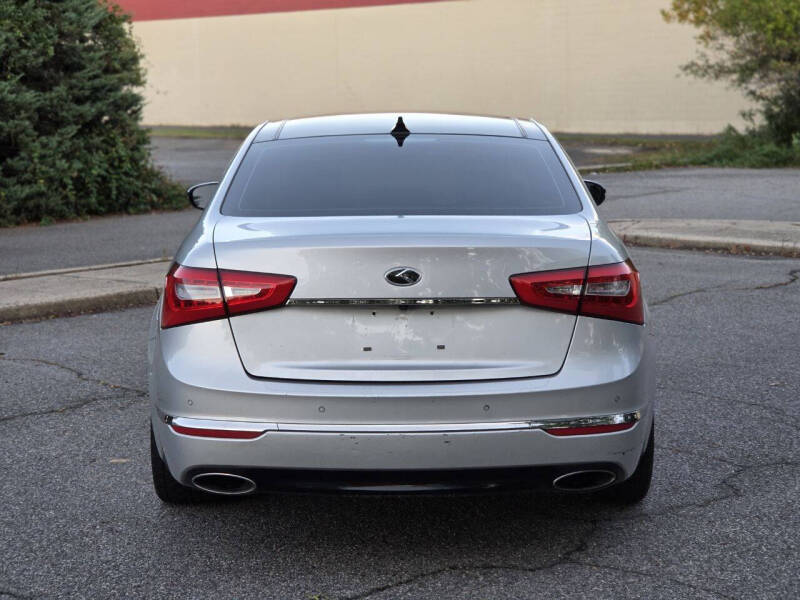 2016 Kia Cadenza Premium