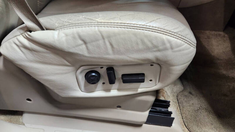 2002 GMC Yukon XL Denali