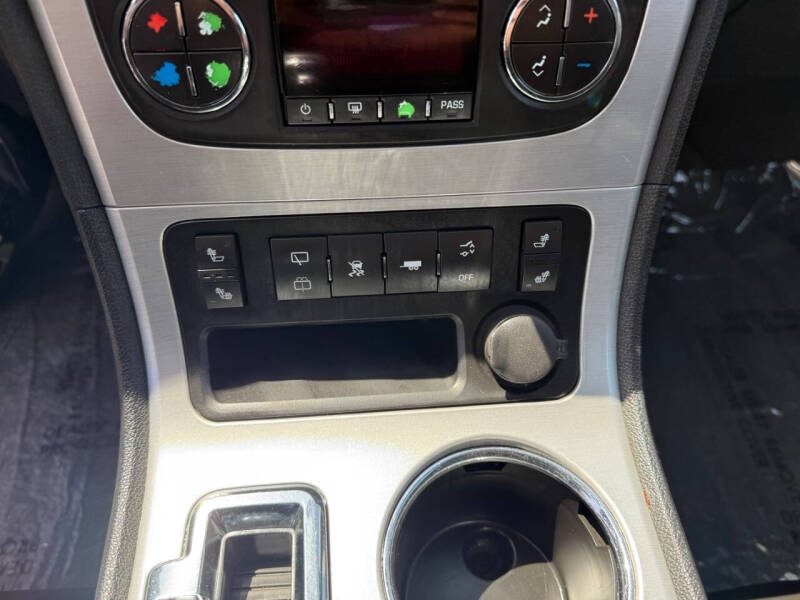 2011 GMC Acadia SLT-1