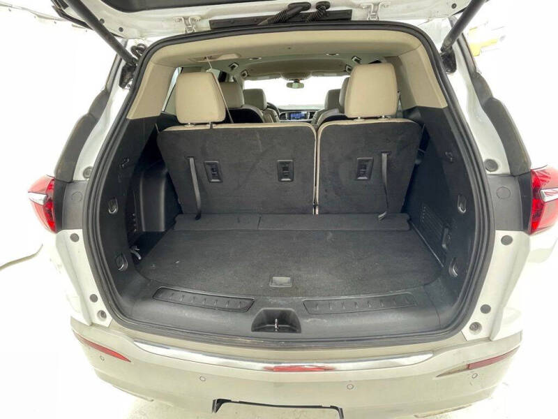 2020 Buick Enclave Essence