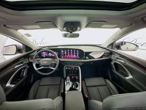 2025 Audi Q5 quattro Premium Plus TFSI