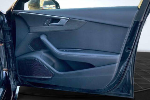 2019 Audi A4 quattro Premium Plus 45 TFSI