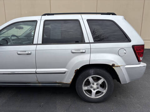 2006 Jeep Grand Cherokee Laredo