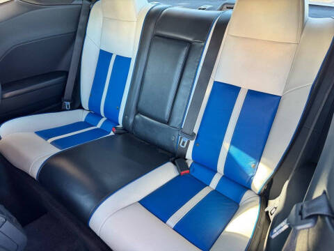 2011 Dodge Challenger SRT8 392