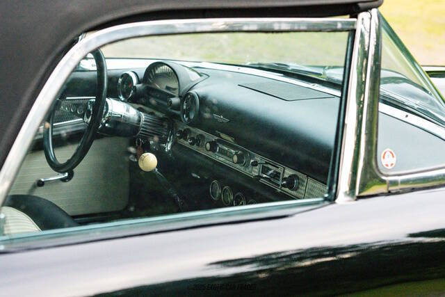 1955 Ford Thunderbird