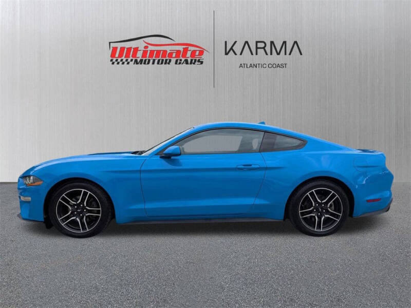 2022 Ford Mustang EcoBoost