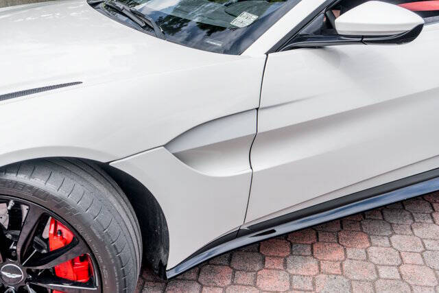 2020 Aston Martin Vantage