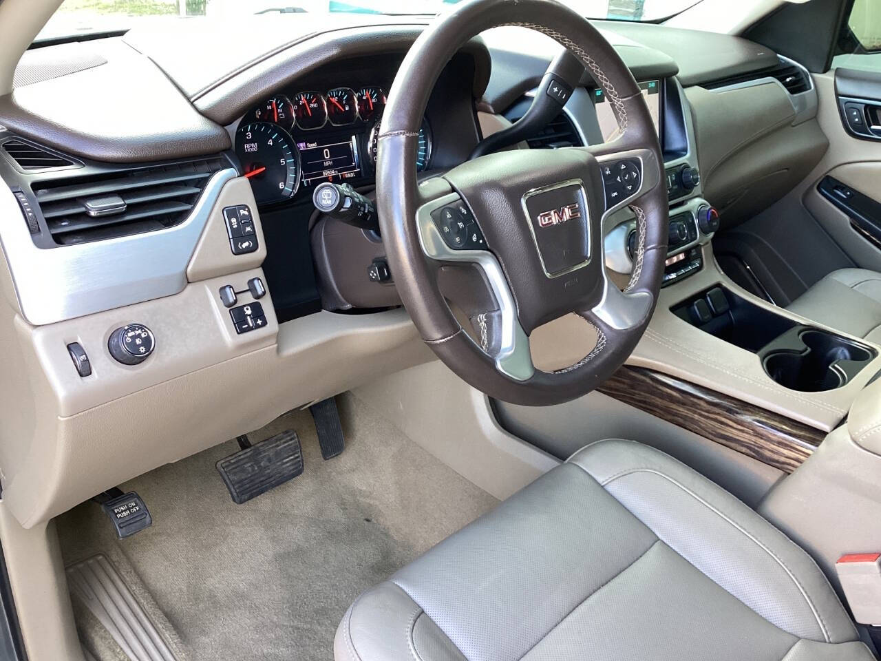 2018 GMC Yukon for sale at Cyrus Auto Sales in Oklahoma City, OK