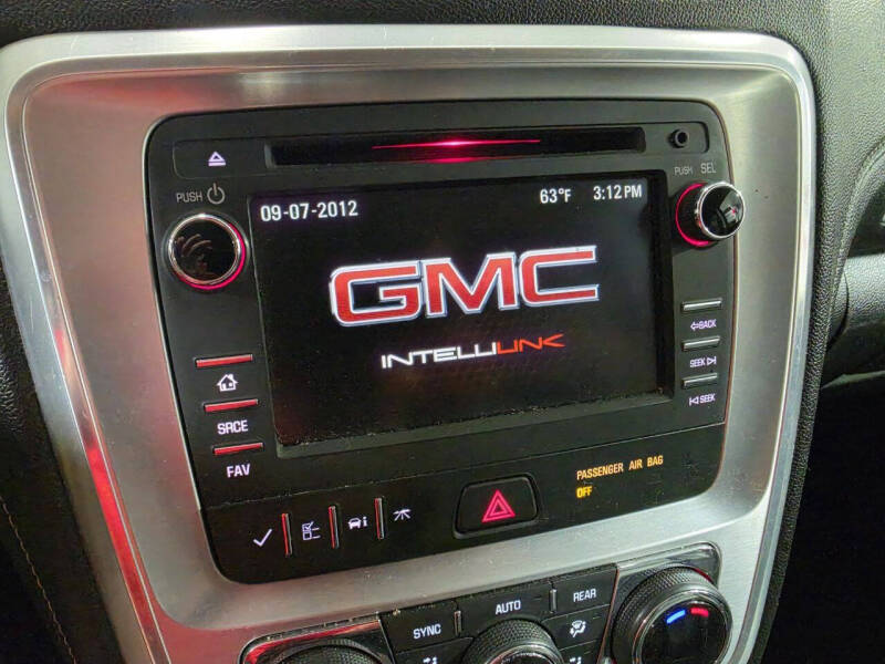 2016 GMC Acadia SLT-1