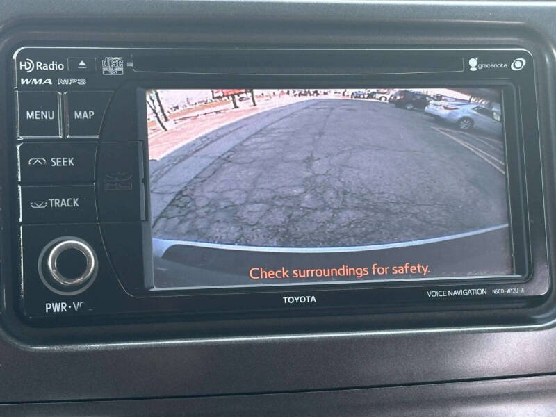 2014 Toyota Sienna SE 8-Passenger