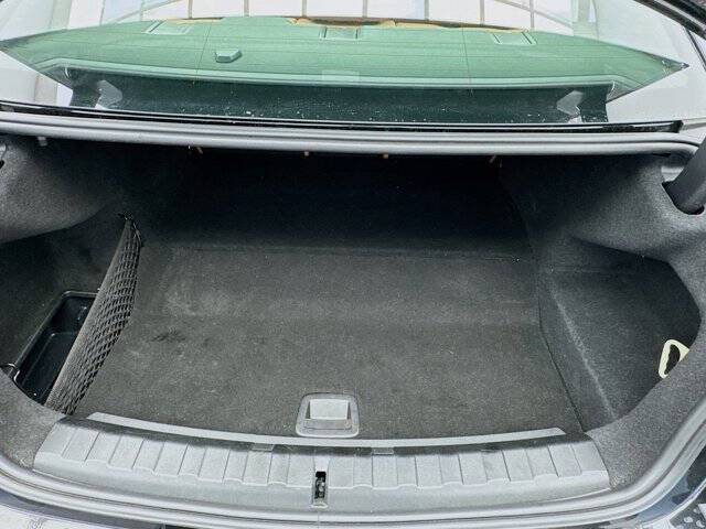 2023 BMW 3 Series 330e