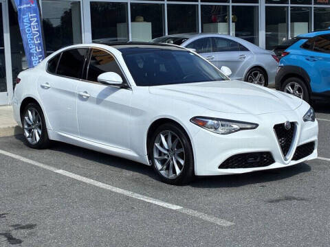 2019 Alfa Romeo Giulia Sport