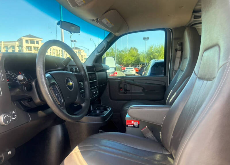 2015 Chevrolet Express 2500
