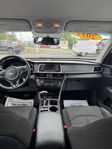 2017 Kia Optima LX