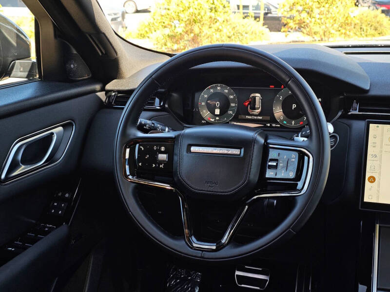 2025 Land Rover Range Rover Velar P250 Dynamic SE