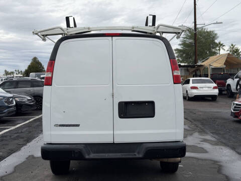 2017 Chevrolet Express 2500