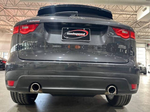 2017 Jaguar F-PACE 35t R-Sport