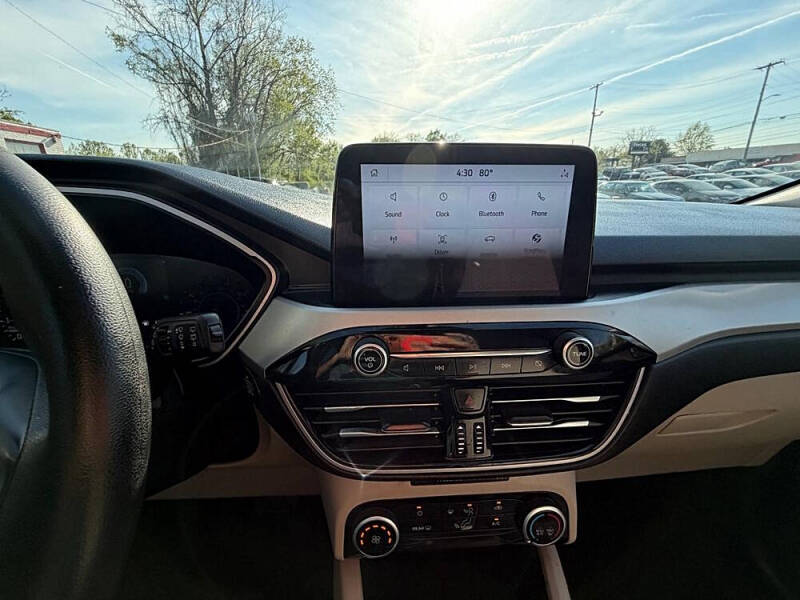2021 Ford Escape SE