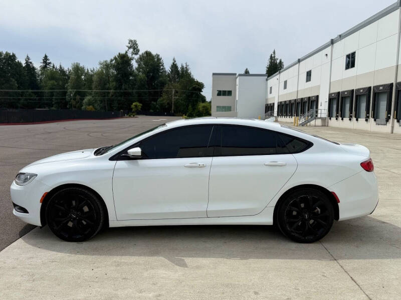 2015 Chrysler 200 S