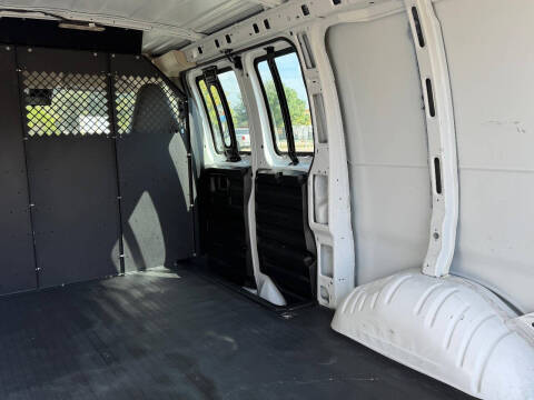 2021 Chevrolet Express 2500