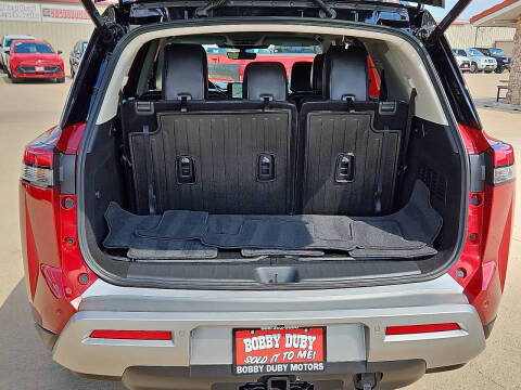 2025 Nissan Pathfinder Platinum