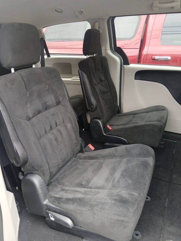 2016 Dodge Grand Caravan SXT Plus