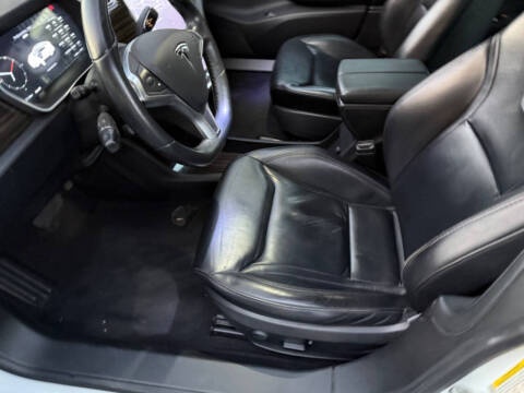 2014 Tesla Model S 85