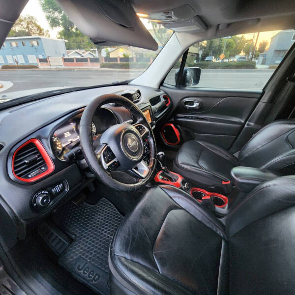2016 Jeep Renegade Trailhawk