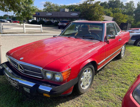 1988 Mercedes-Benz SL 560 for sale at Black Tie Classics in Stratford NJ