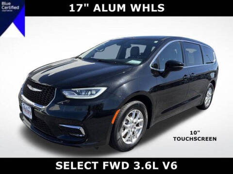 2025 Chrysler Pacifica Select