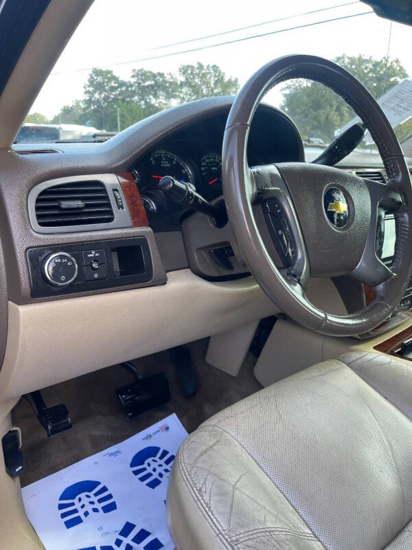 2011 Chevrolet Avalanche LTZ