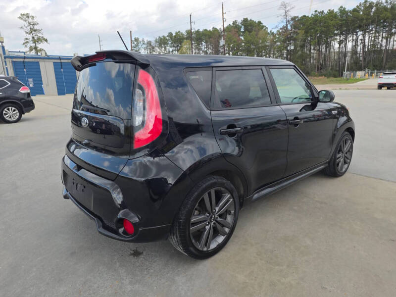 2016 Kia Soul +
