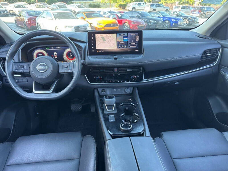 2024 Nissan Rogue SL
