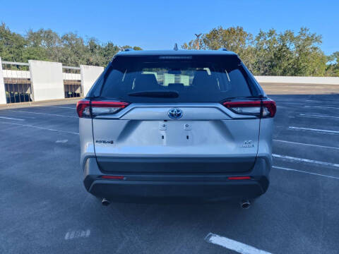 2023 Toyota RAV4 Hybrid LE