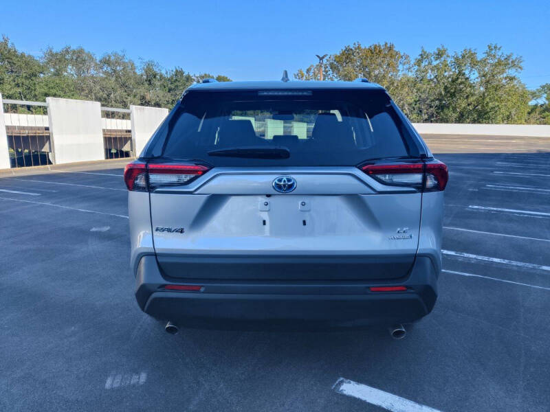 2023 Toyota RAV4 Hybrid LE