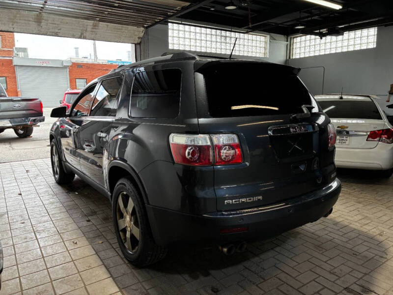 2011 GMC Acadia SLT-2