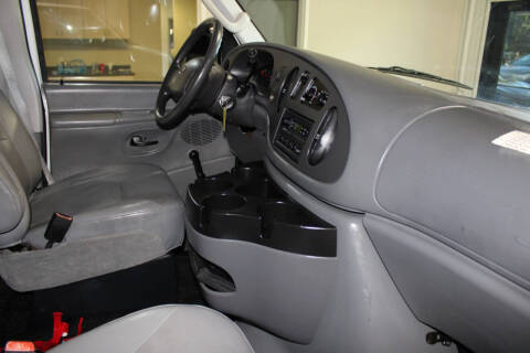 2006 Ford E-Series E-350 SD