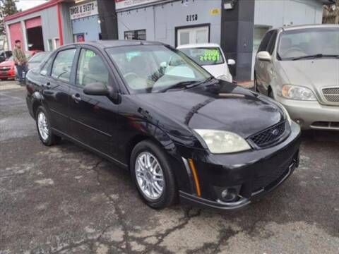 2006 Ford Focus for sale at Steve & Sons Auto Sales in Happy Valley OR