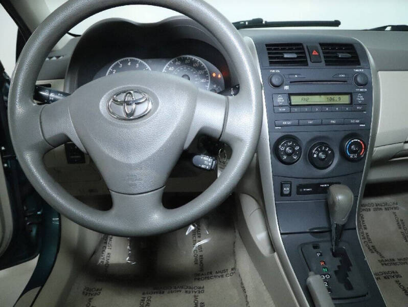 2009 Toyota Corolla LE