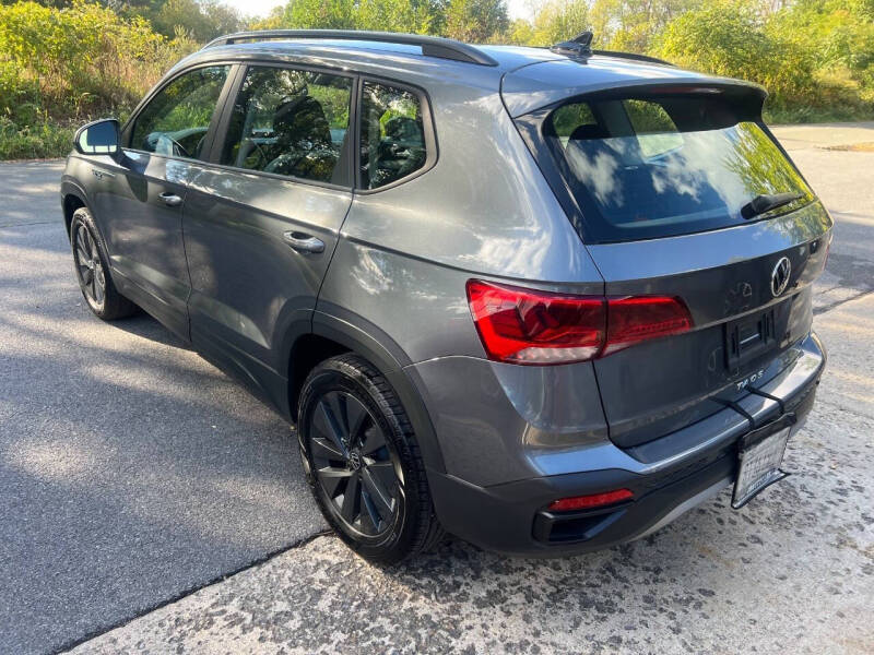 2022 Volkswagen Taos S 4Motion