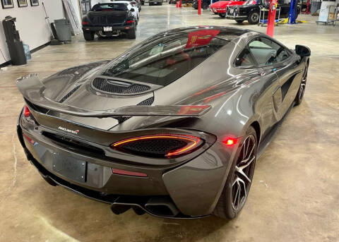 2017 McLaren 570GT