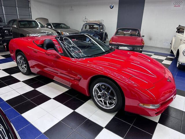 1999-chevrolet-corvette-base-2dr-convertible.jpg