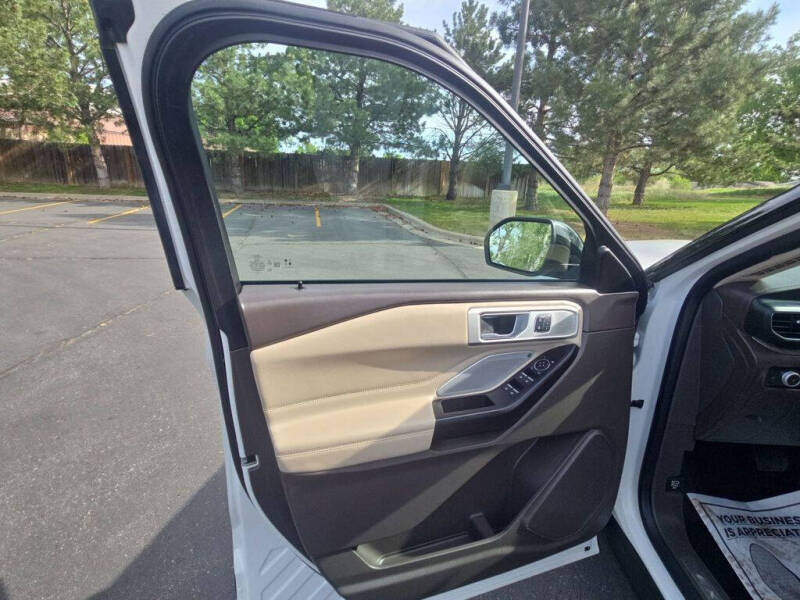 2020 Ford Explorer Platinum