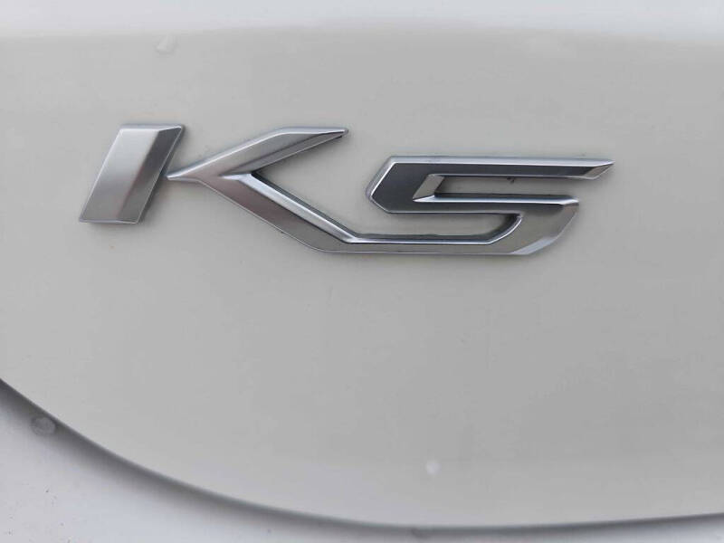 2022 Kia K5