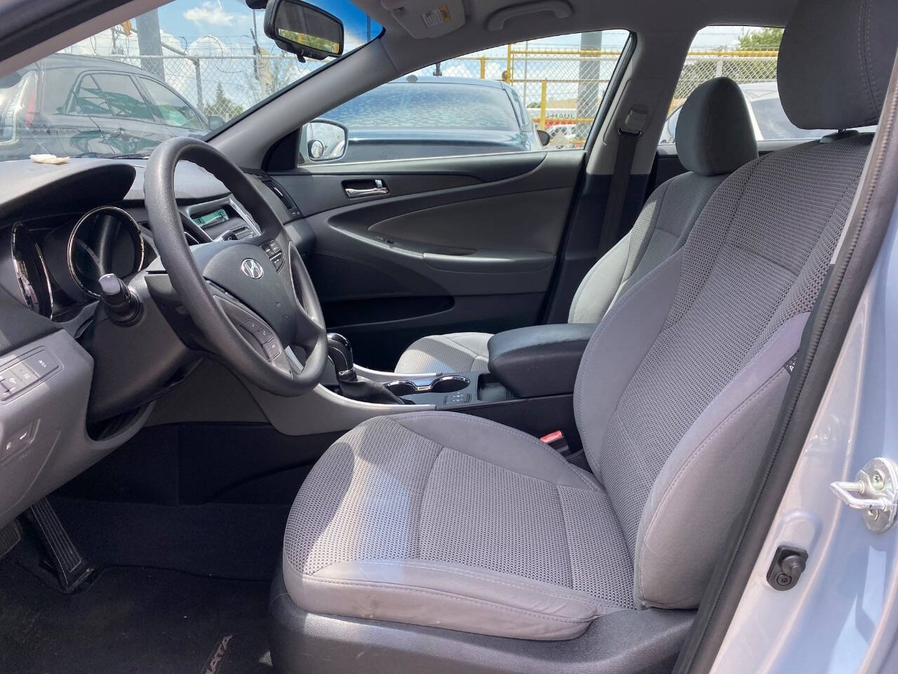 2013 Hyundai SONATA for sale at 33 Auto Sales Miami in Miami, FL