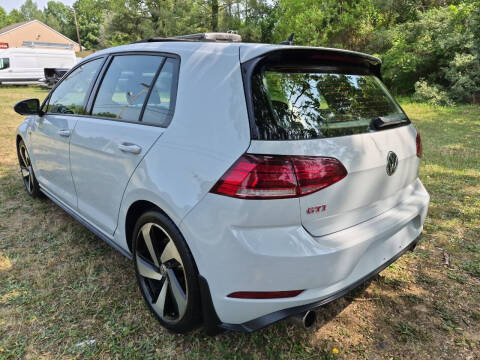 2020 Volkswagen Golf GTI SE