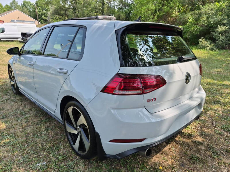 2020 Volkswagen Golf GTI SE