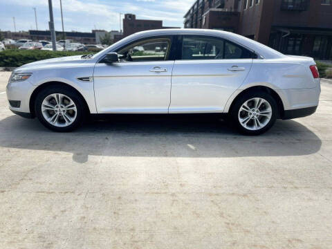 2015 Ford Taurus